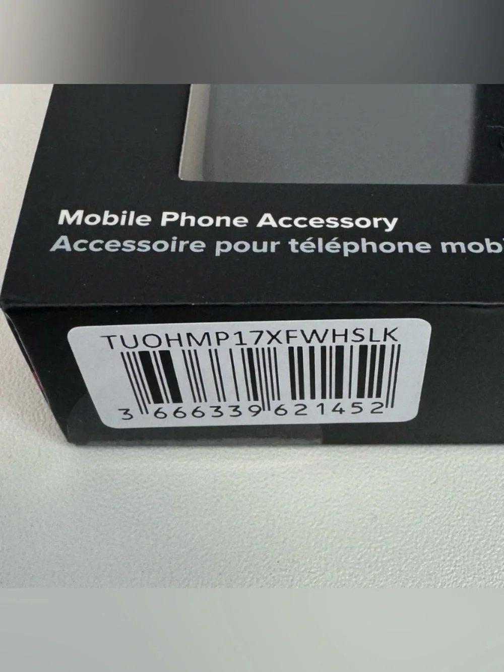 TUMI LEATHER PHONE CASE IPHONE 17 PRO MAX CASE  BLACK  NEW IN BOX
